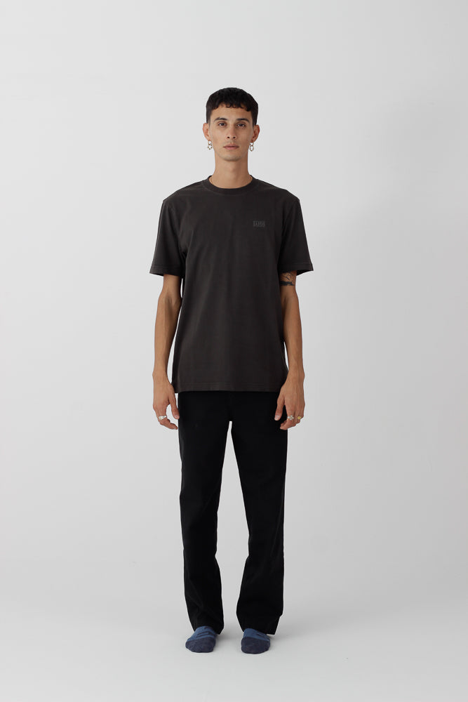 Camiseta bordado negra