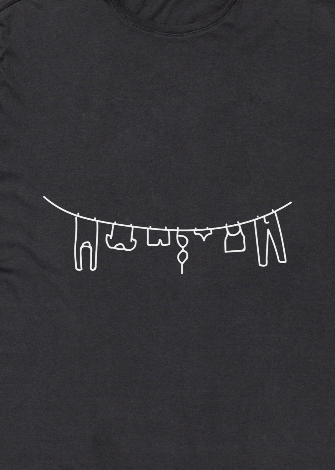 Camiseta - Roba estesa