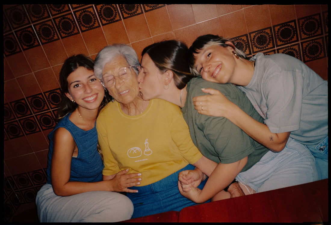 Rape de pobre con la abuela Mercè
