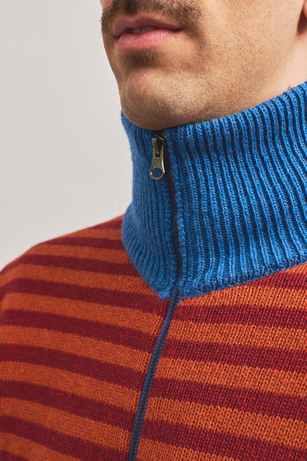 Jersey a rayas con cuello alto y cremallera