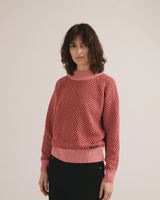 Rosa Rollkragenpullover mit Zickzackmuster - Pilarín