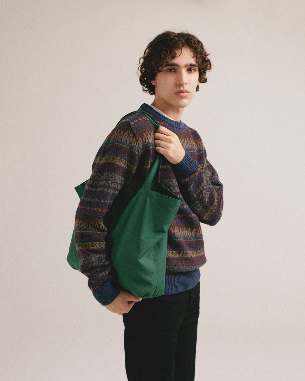 Jersey nórdico Whitman de IAIOS con bolsa verde, plano medio
