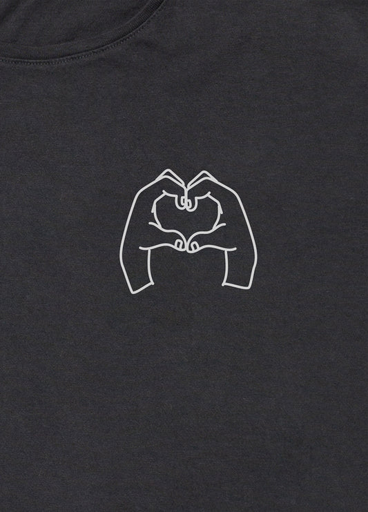 Black T-shirt - Heart