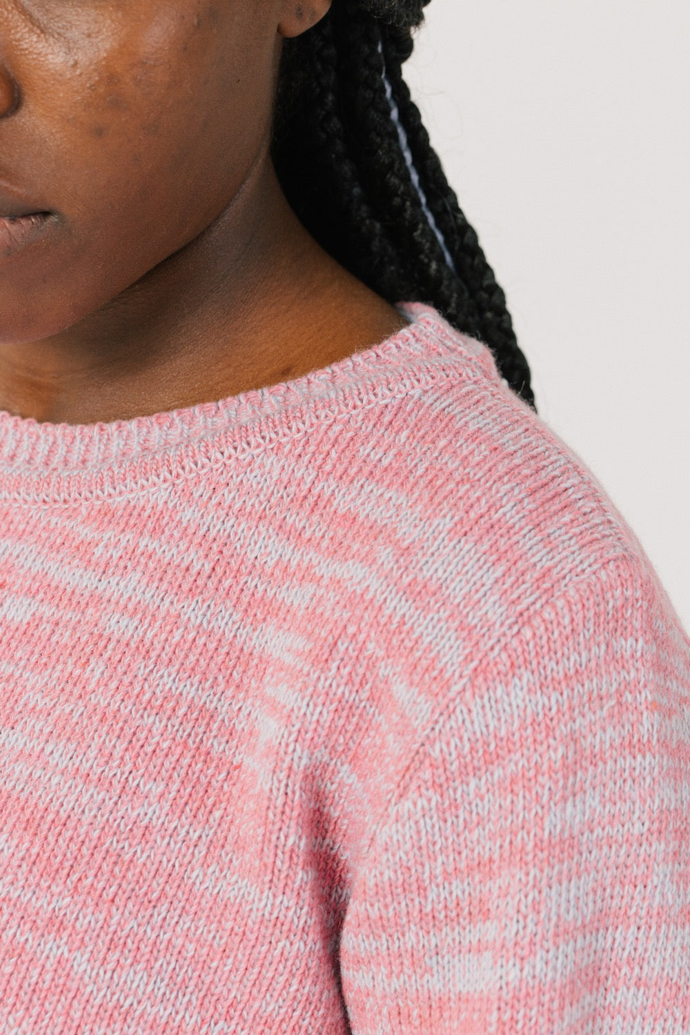 Detalle del cuello del jersey