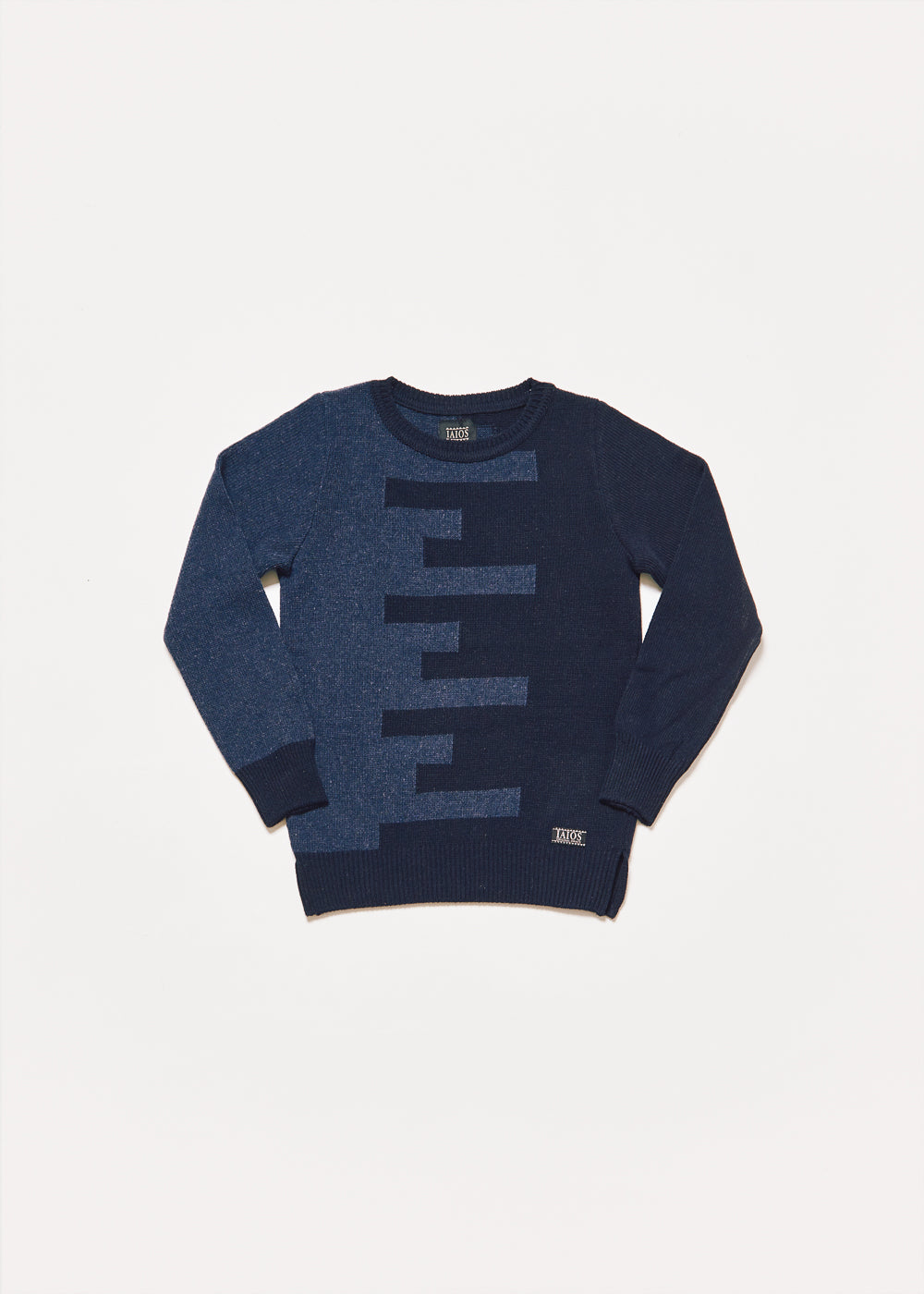 Jersey de punto de mujer o unisex de color azul marino y azul oscuro. El jersey es de color azul marino del lado derecho y azul oscuro del izquierdo. Ambos se unen en el centro en forma de trama.